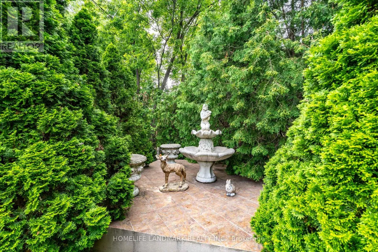 14 MEADOW HEIGHTS COURT