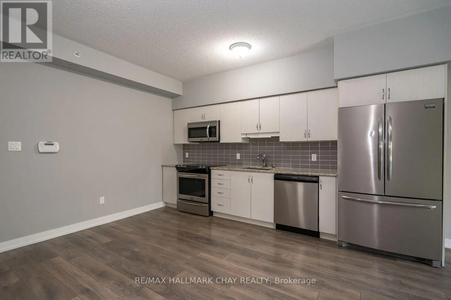 103 - 69 BOYNE STREET
