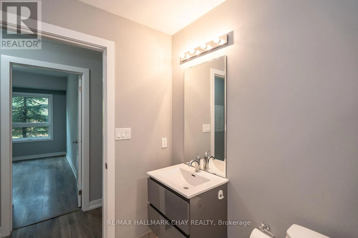 103 - 69 BOYNE STREET