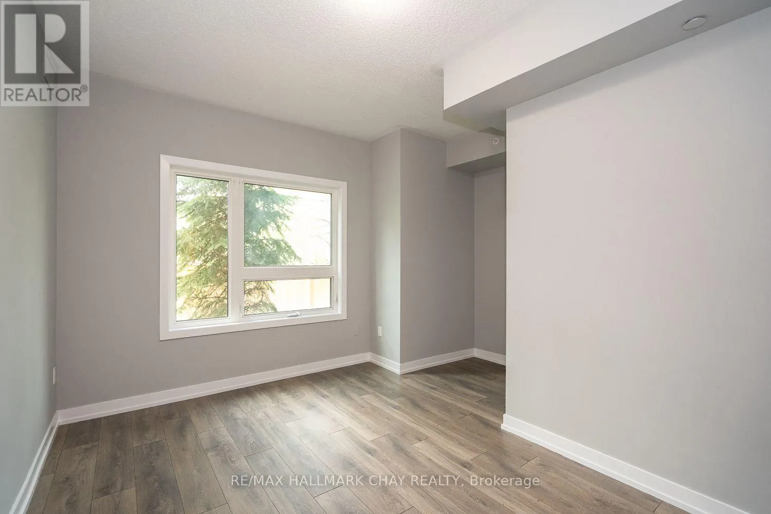 103 - 69 BOYNE STREET