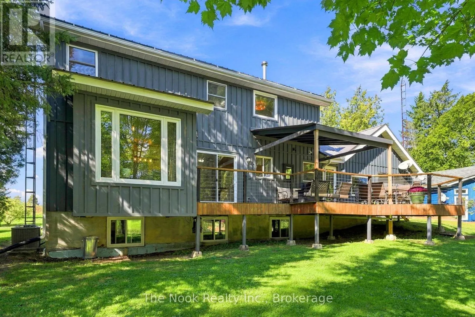 19 MUSTARD STREET