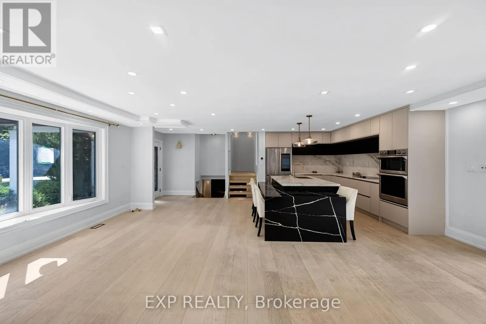 388 BOUCHIER STREET