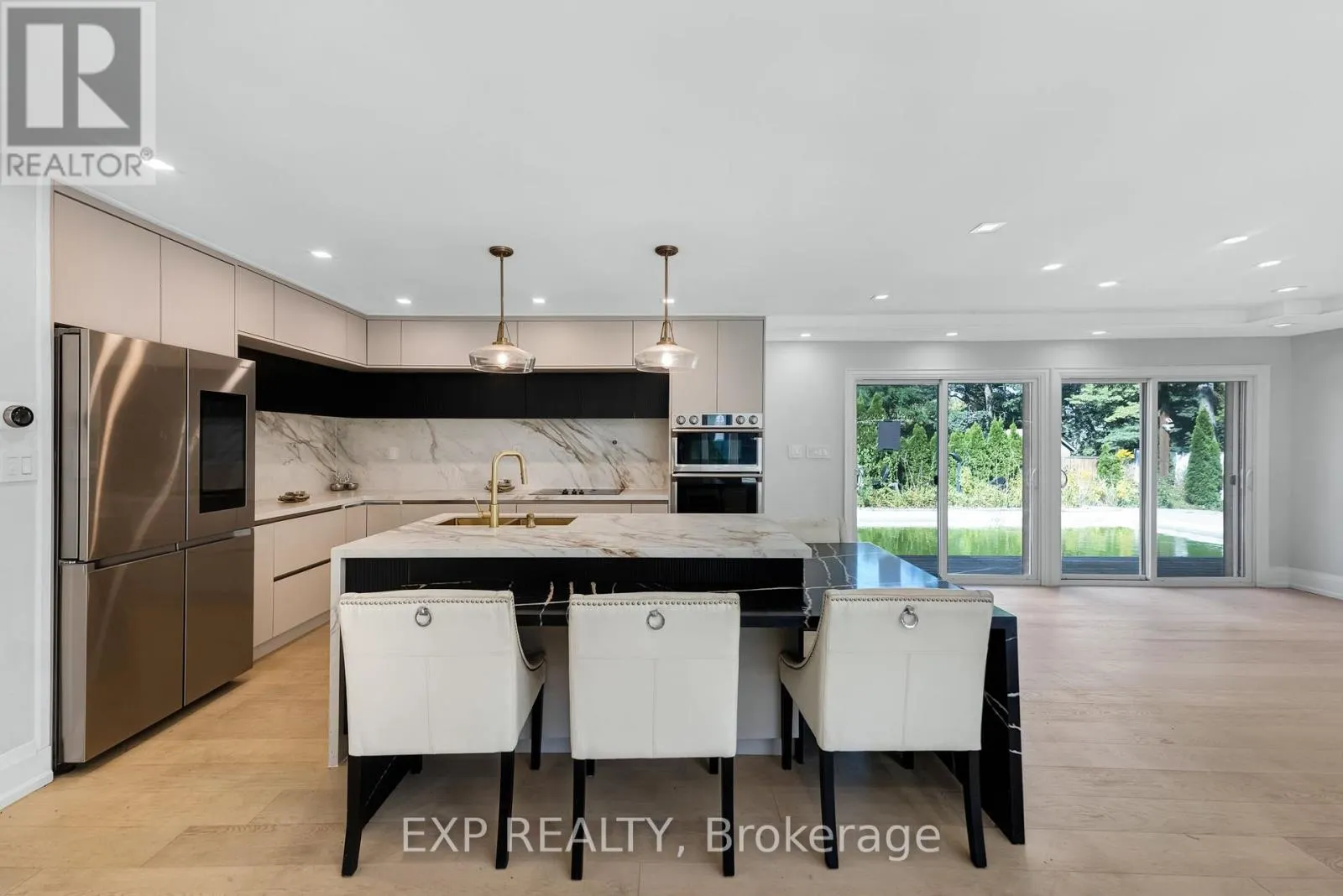 388 BOUCHIER STREET