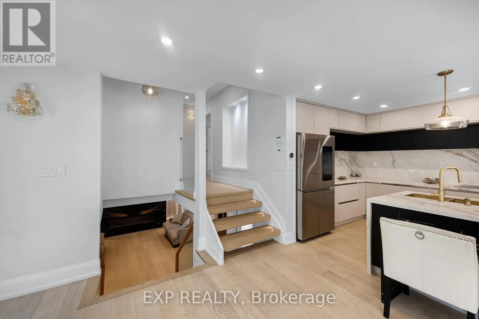 388 BOUCHIER STREET