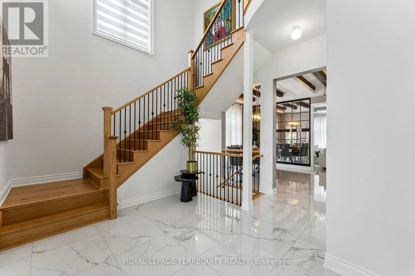 7 BALLANVIEW COURT