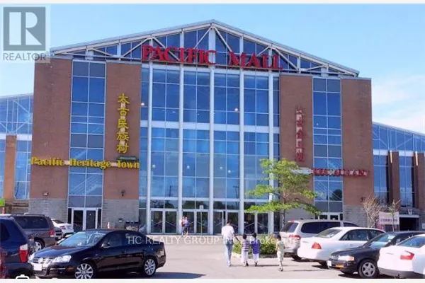E1 - 4300 STEELES AVENUE E