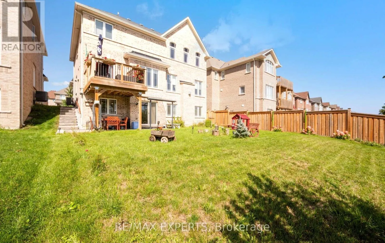 939 GREEN STREET