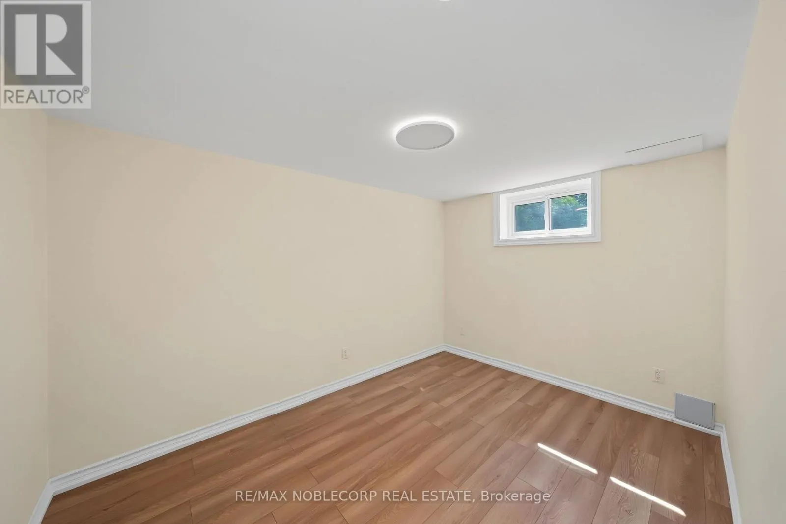 166 COLLINGS AVENUE