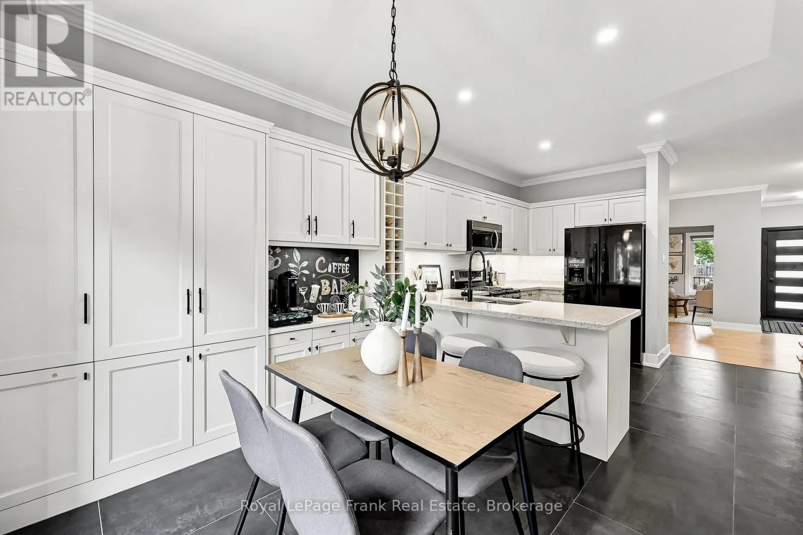 6 FOXBURY ROAD