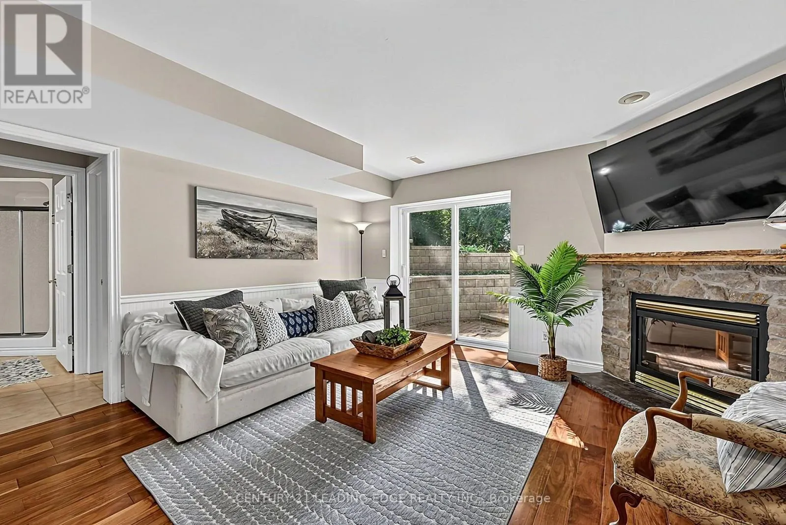 102 SECOND AVENUE