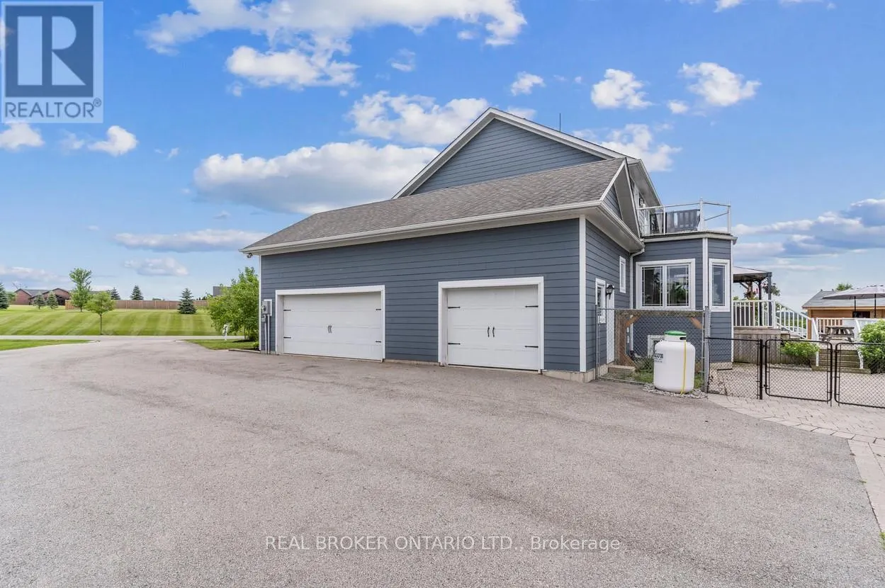 27 BAGSHAW CRESCENT