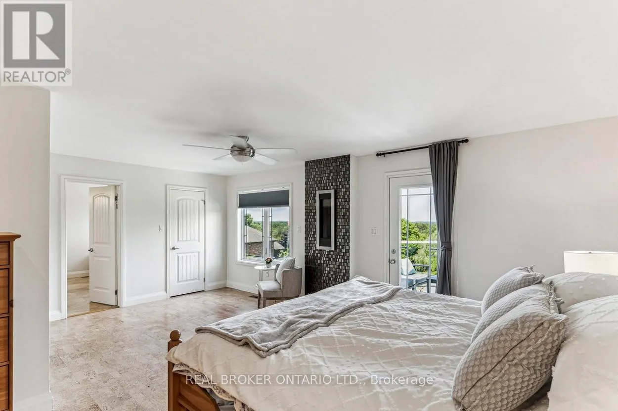 27 BAGSHAW CRESCENT
