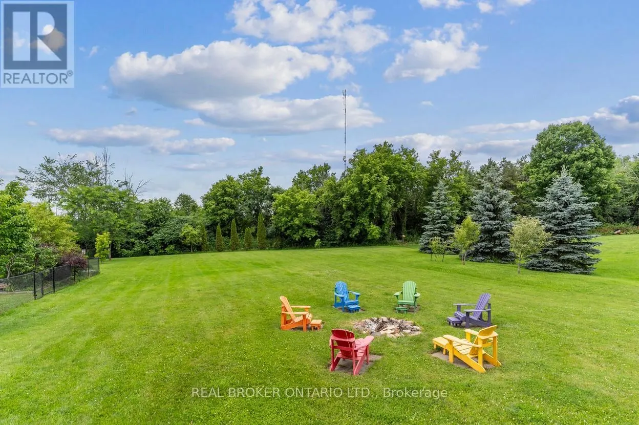 27 BAGSHAW CRESCENT