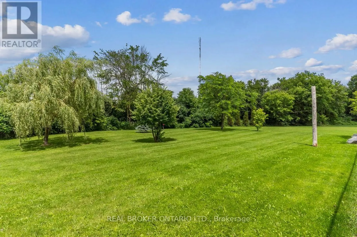 27 BAGSHAW CRESCENT