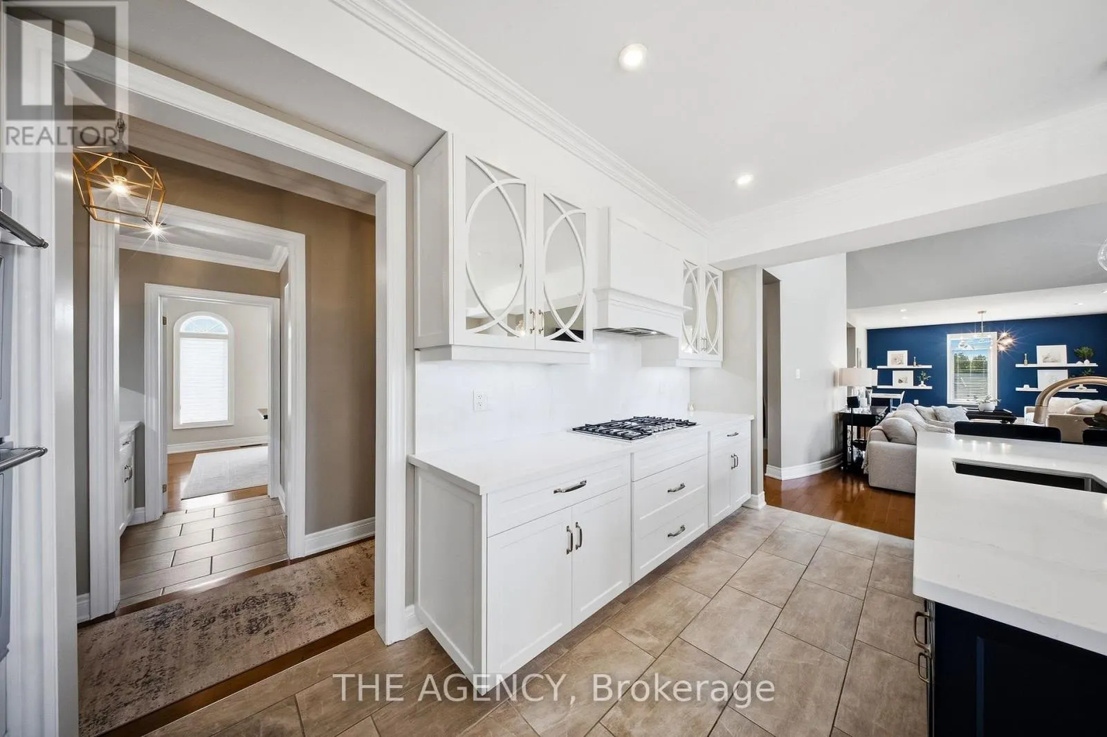 4 MORRISON COURT