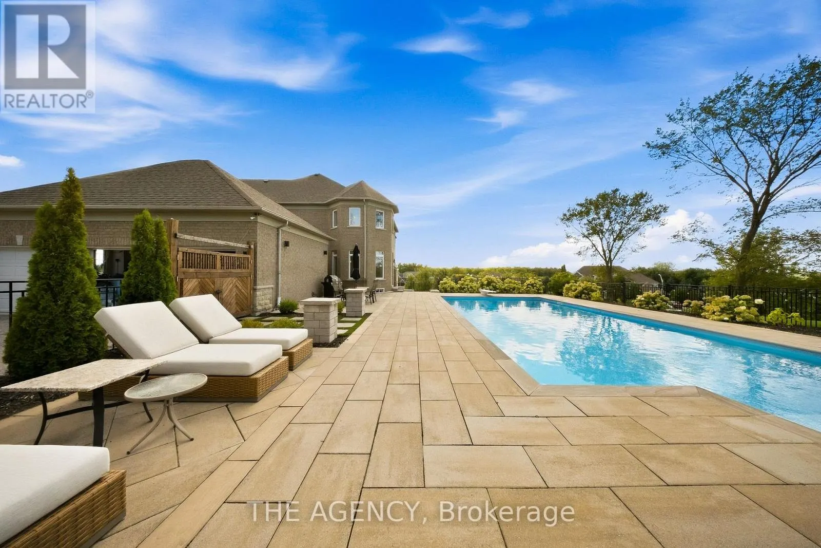 4 MORRISON COURT
