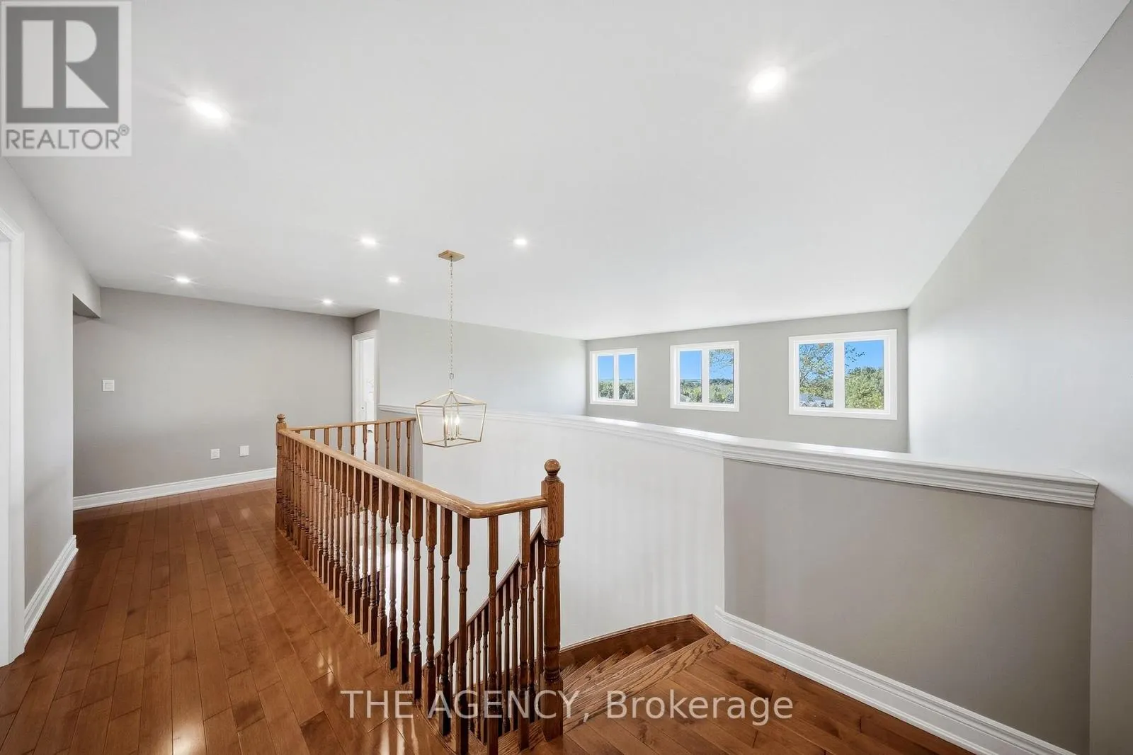 4 MORRISON COURT