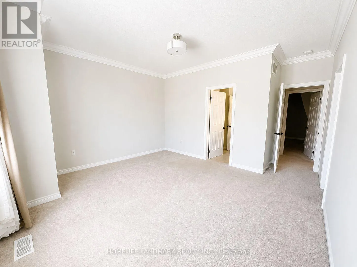 4 JOHN WEDDELL AVENUE
