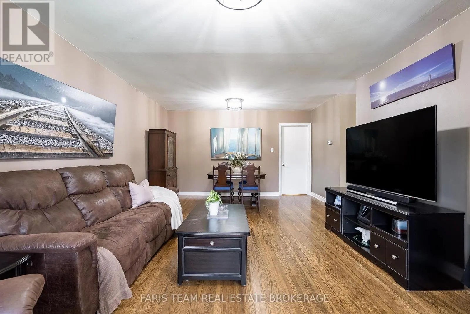 45 BAILEY CRESCENT