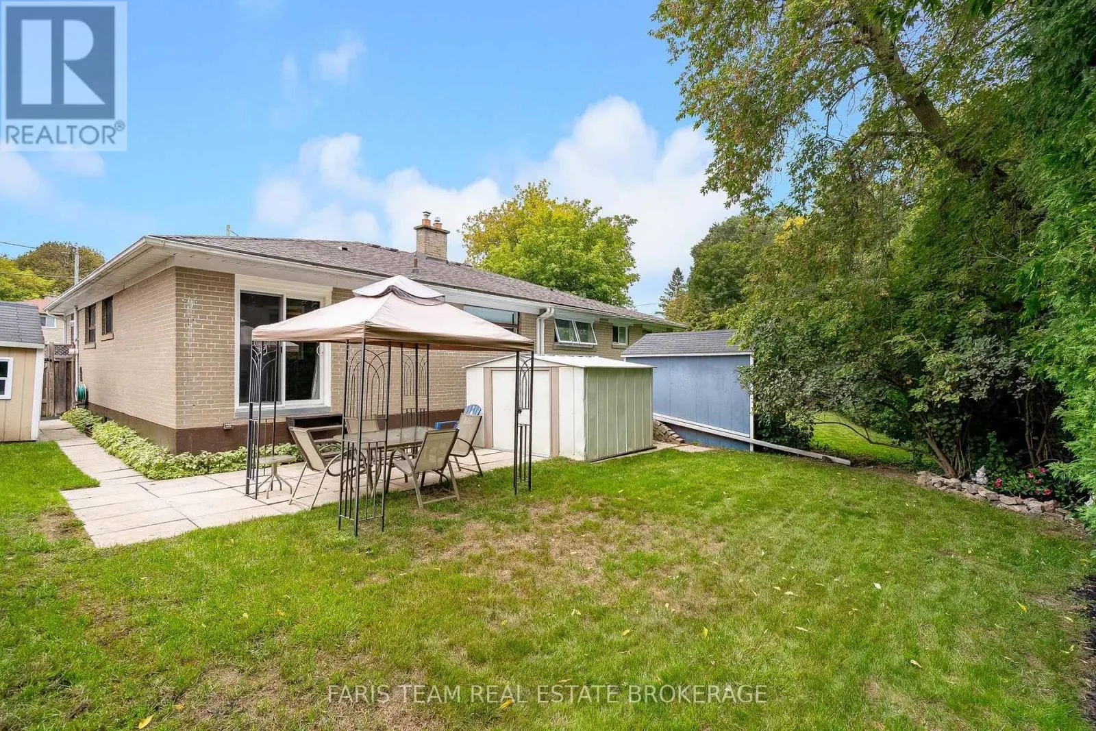 45 BAILEY CRESCENT