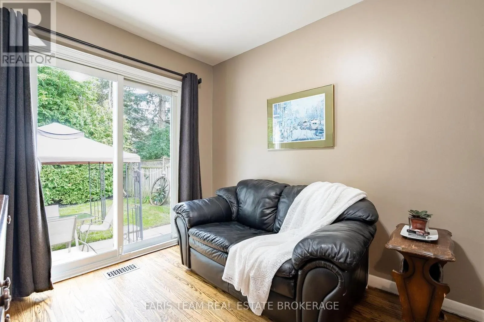 45 BAILEY CRESCENT