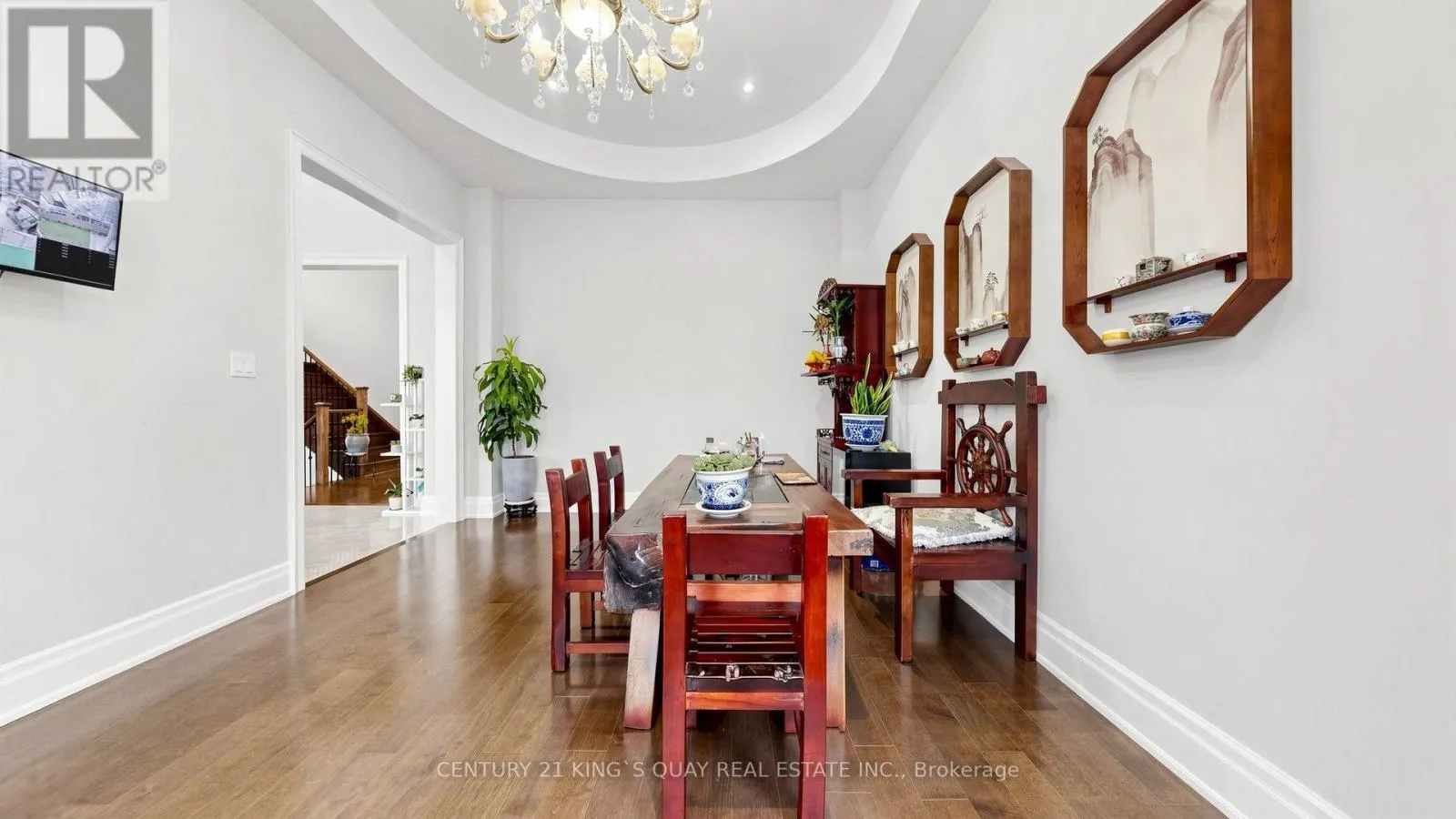 3 SIR HENRY COURT