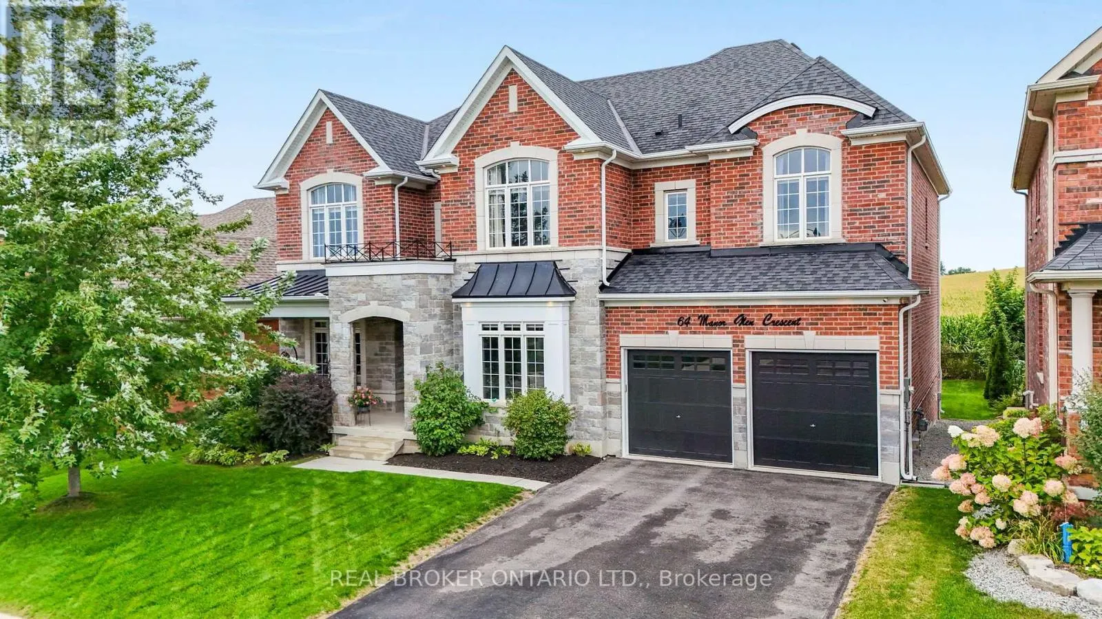 64 MANOR GLEN CRESCENT