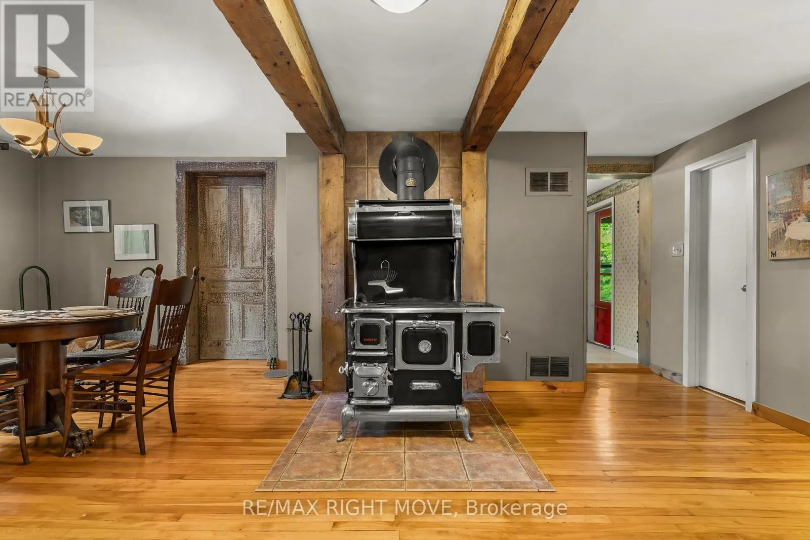 590 SCUGOG 12 LINE