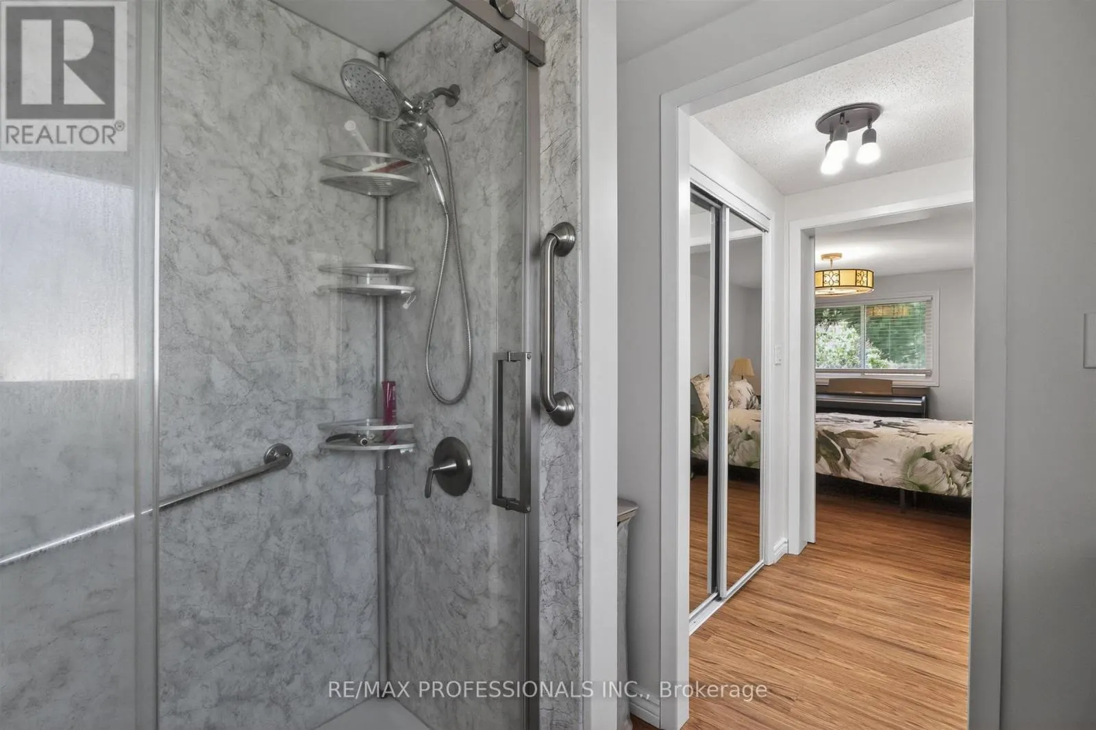 7 TAMARACK COURT