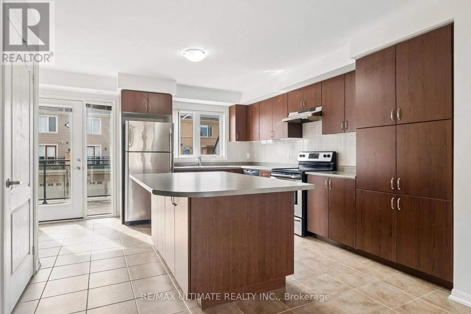 26 WALTER DOVE COURT