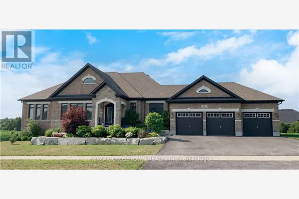 22 STEWART CRESCENT