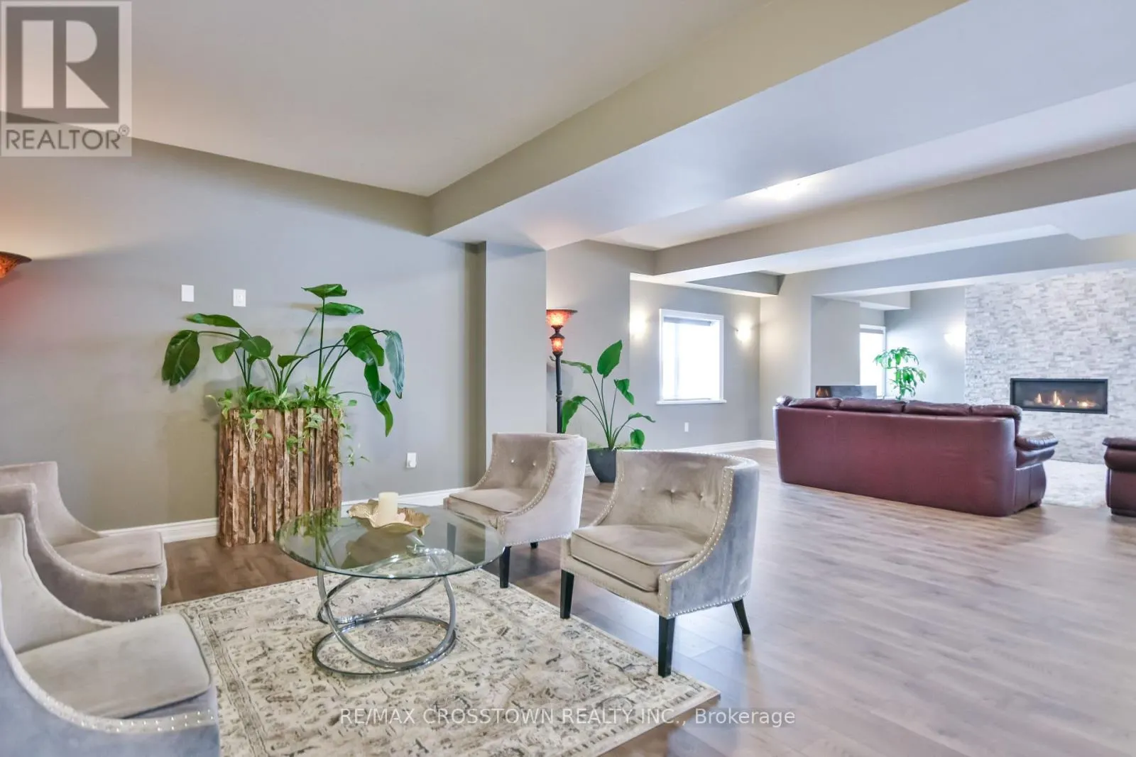 22 STEWART CRESCENT