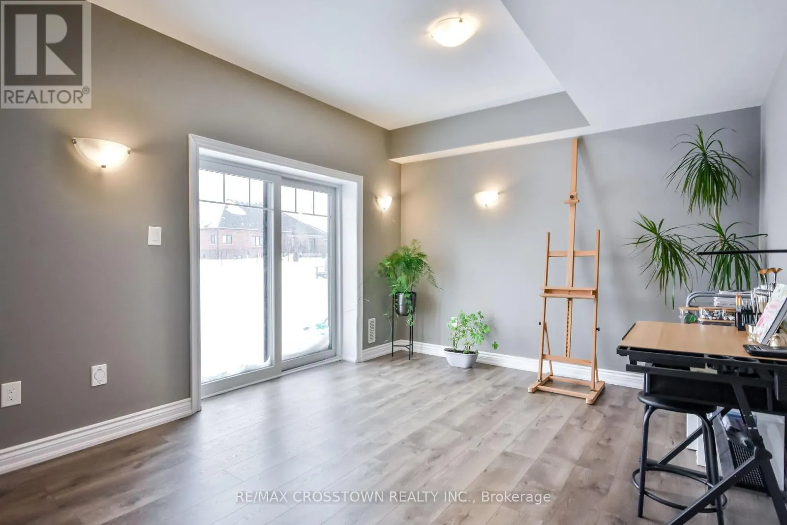 22 STEWART CRESCENT
