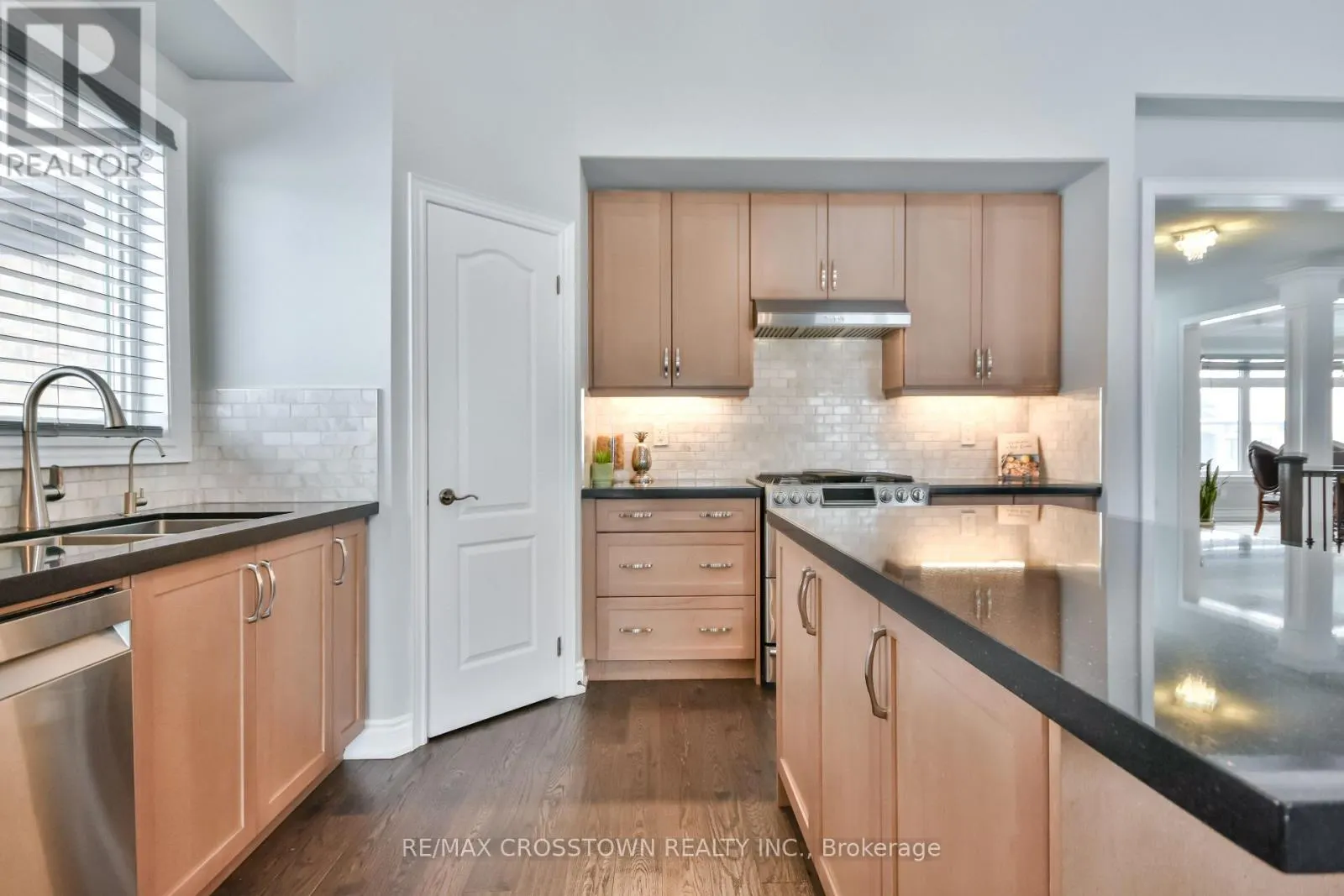 22 STEWART CRESCENT