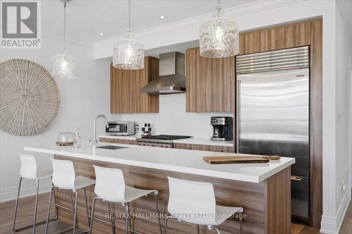 3666 FERRETTI COURT