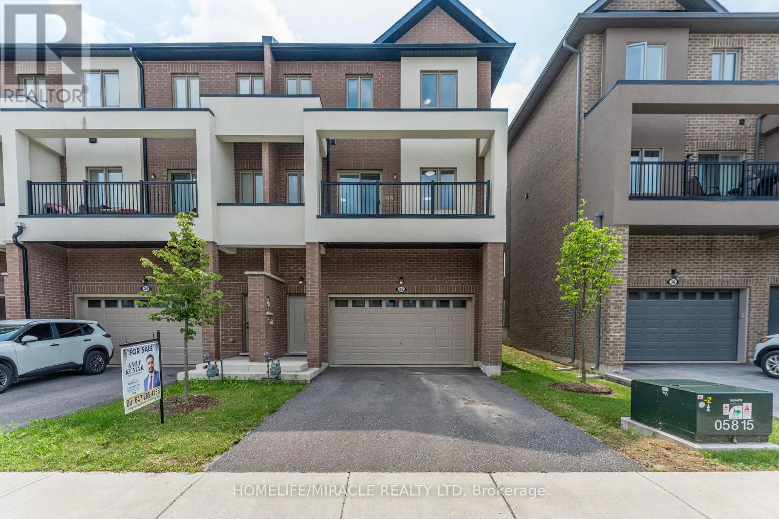 32 ALAN WILLIAMS TRAIL