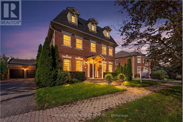 6 OATLANDS DRIVE