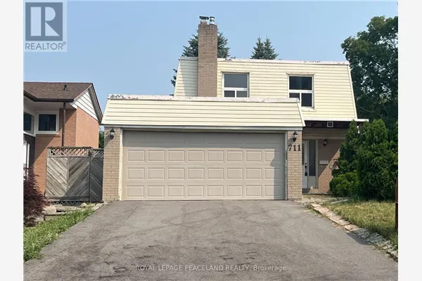 711 IRWIN CRESCENT