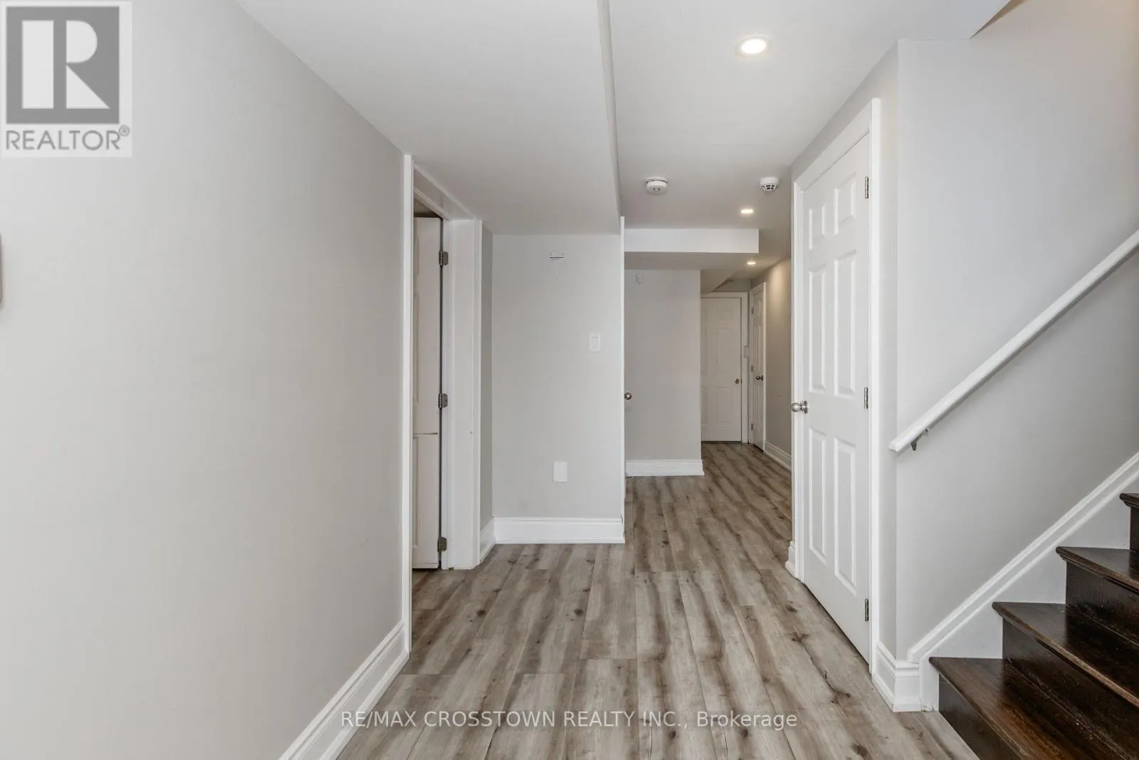 996 BOOTH AVENUE