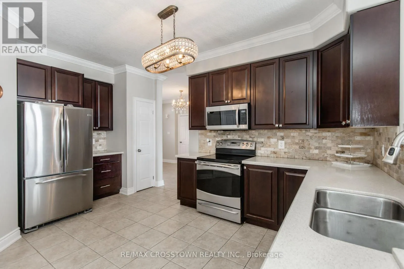 996 BOOTH AVENUE