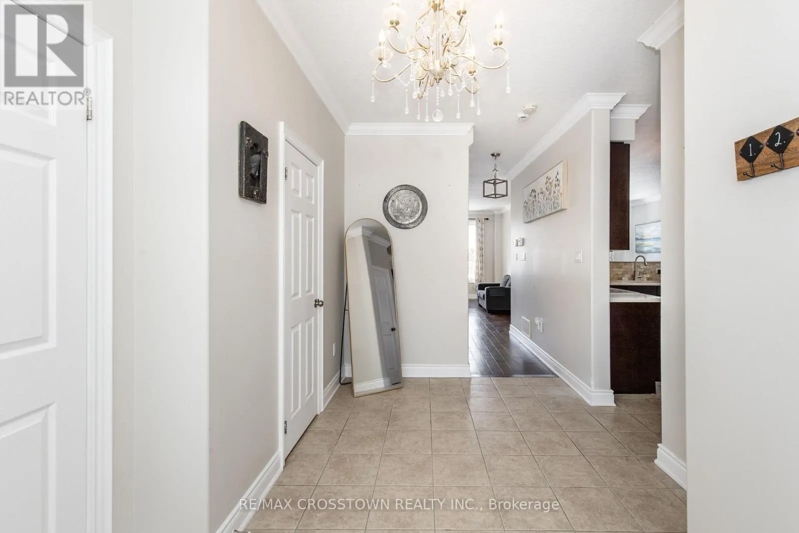 996 BOOTH AVENUE