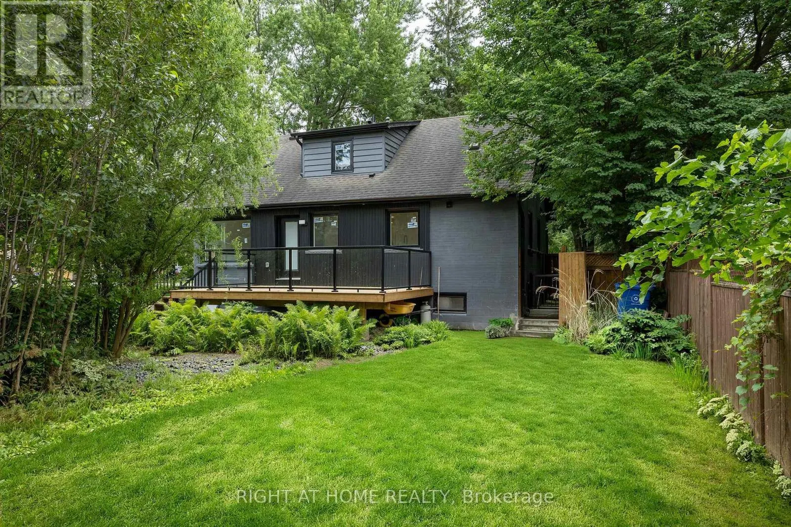 30 MORTON AVENUE