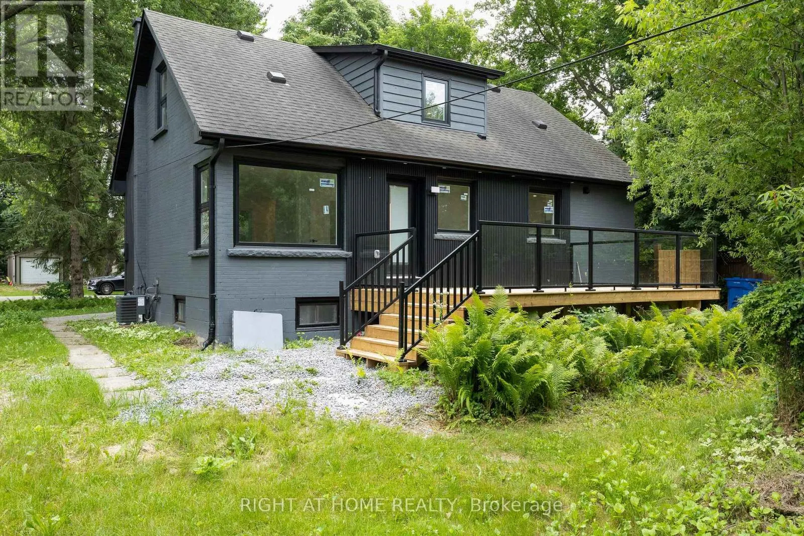 30 MORTON AVENUE