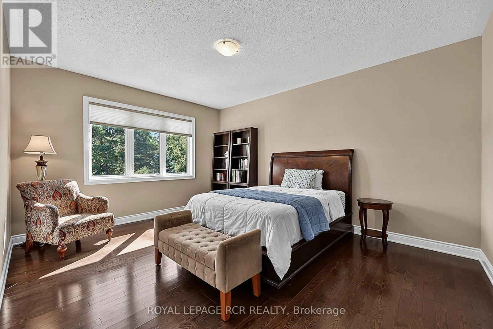 35 SOMER RUMM COURT