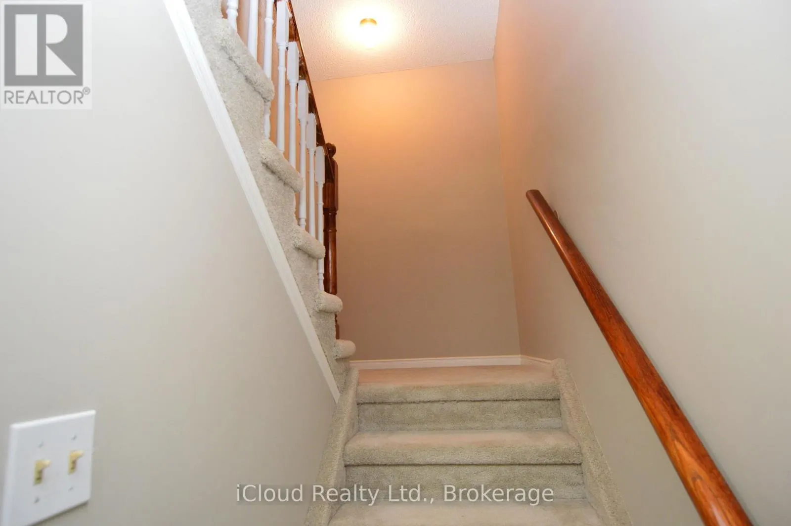 32 - 101 RIVERVIEW ROAD