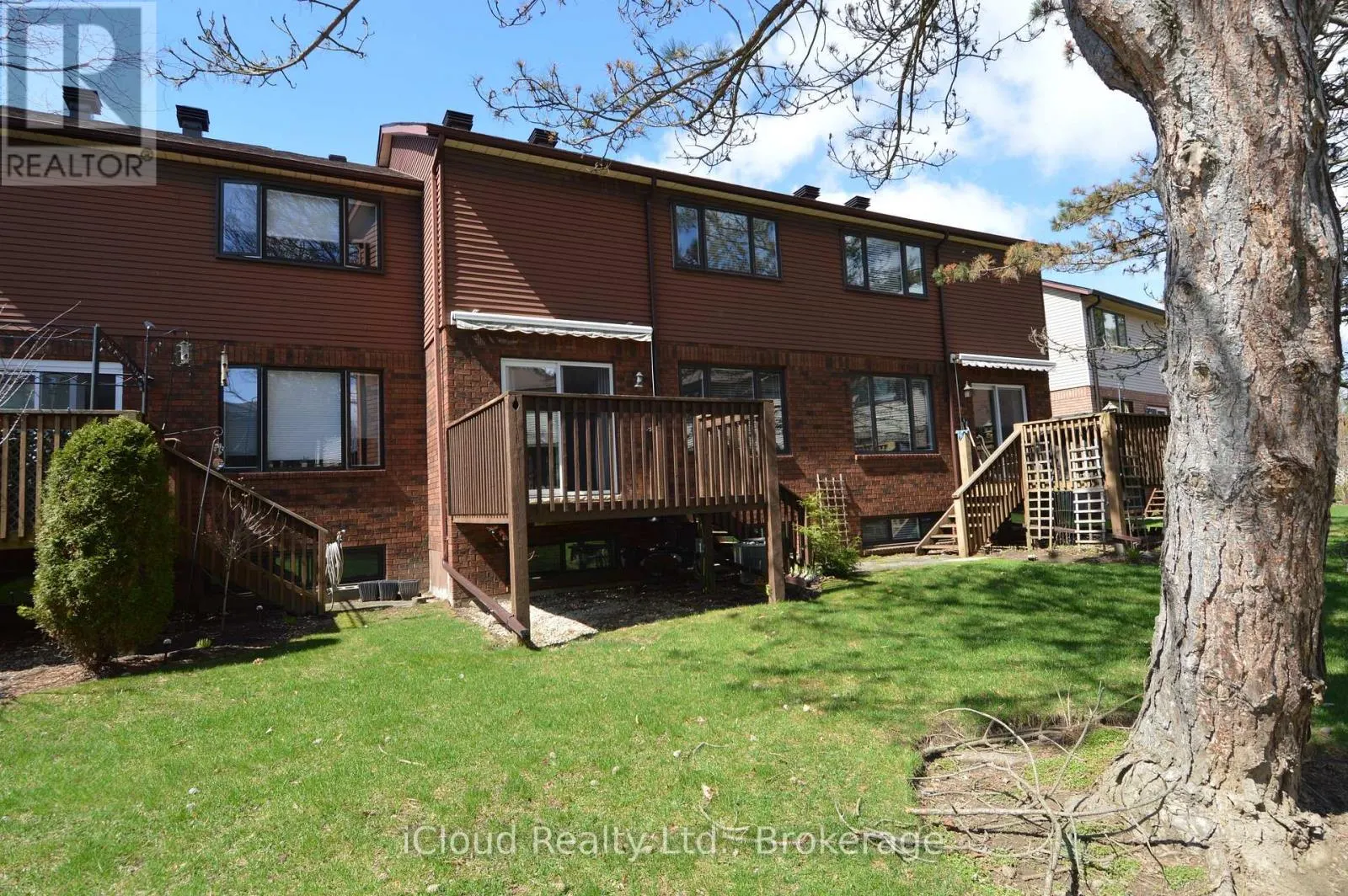 32 - 101 RIVERVIEW ROAD