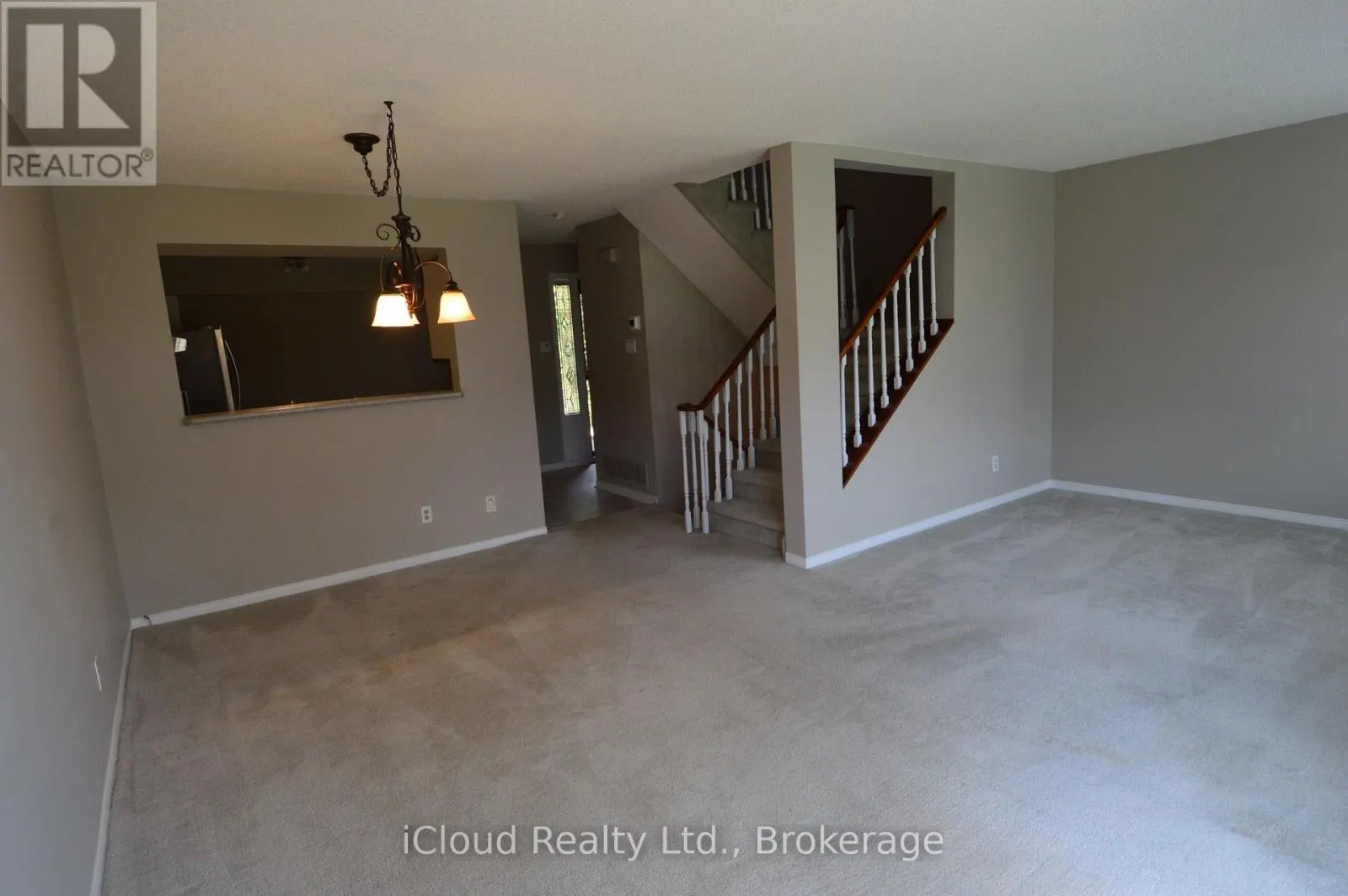 32 - 101 RIVERVIEW ROAD