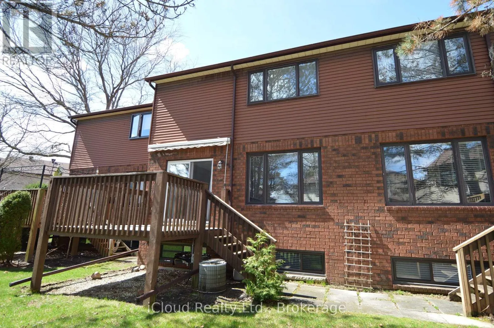 32 - 101 RIVERVIEW ROAD