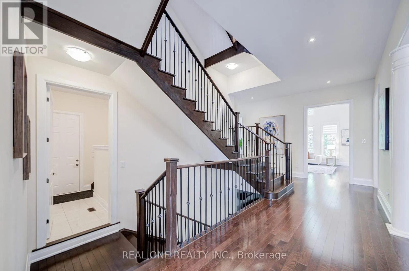 421 FLAMINGO ROAD