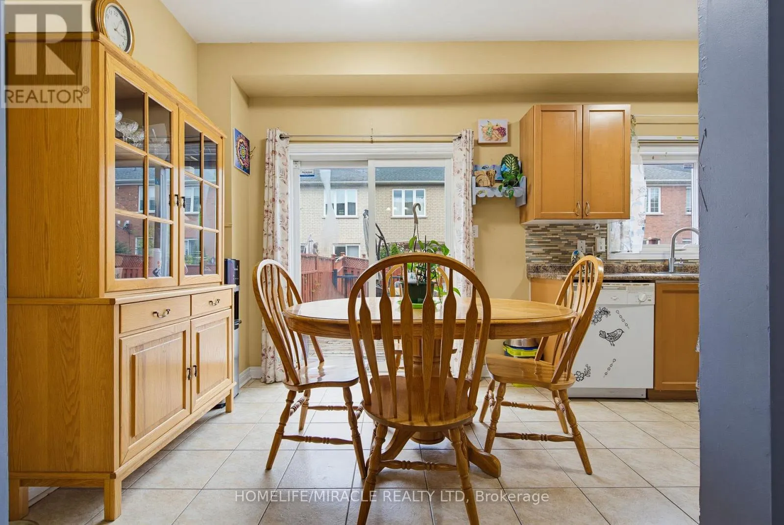 54 - 169 TOM TAYLOR CRESCENT